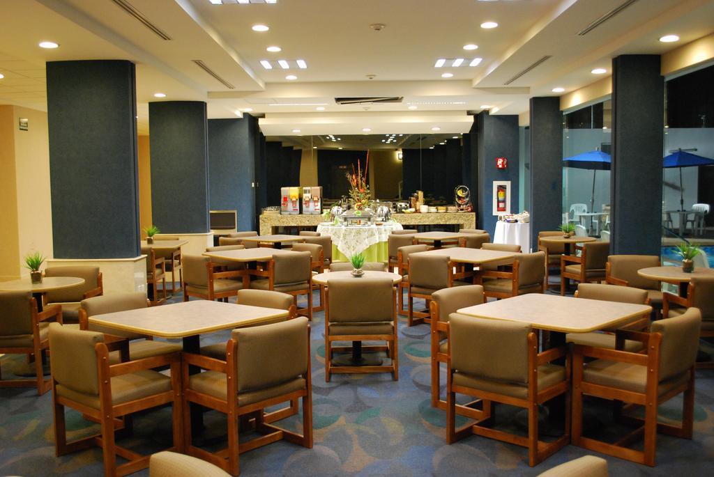 里约维斯塔波萨里卡商务高级酒店 Poza Rica 外观 照片